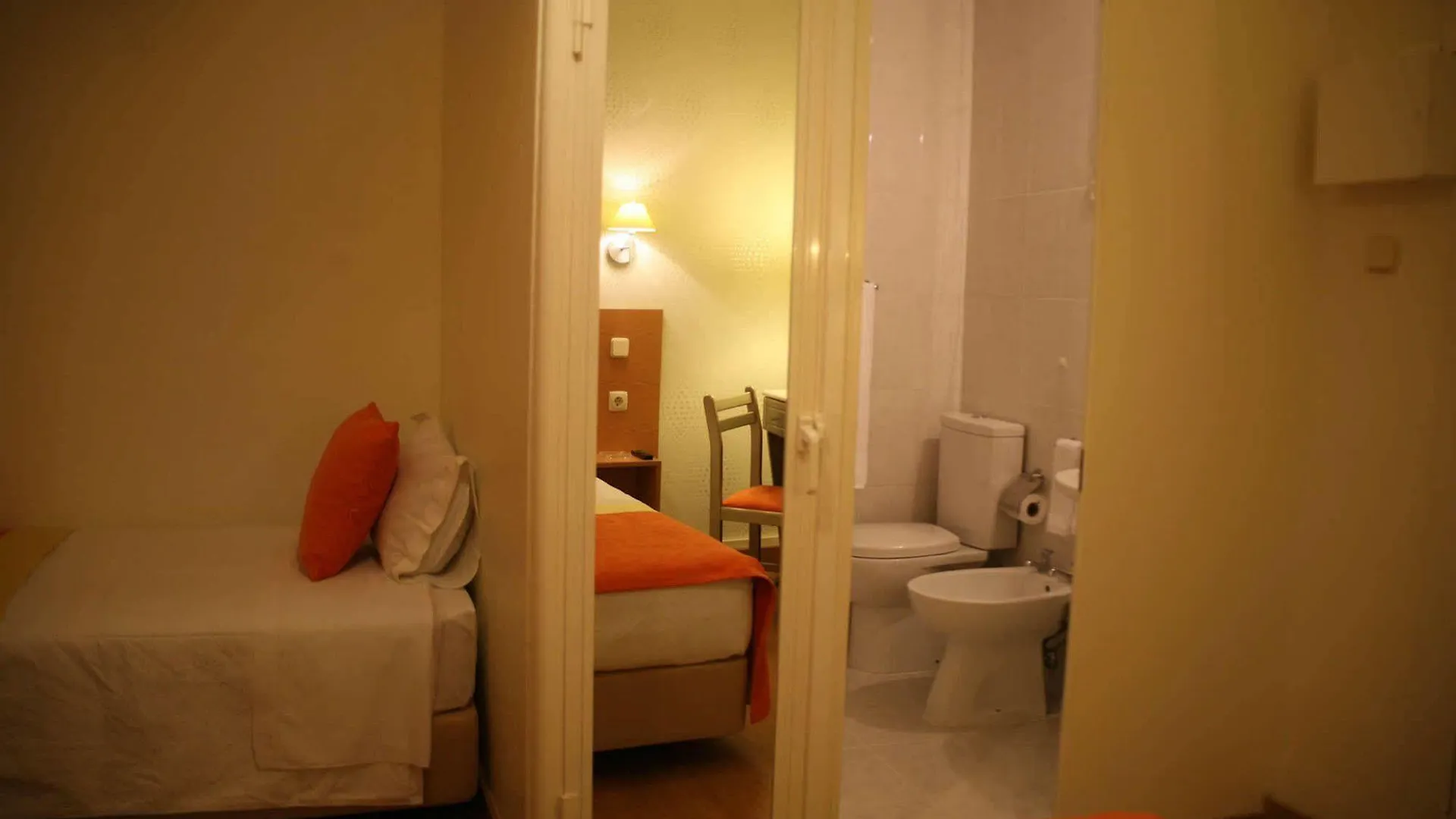 *** Gæstehus Estrela Dos Anjos Guesthouse Lisboa Portugal